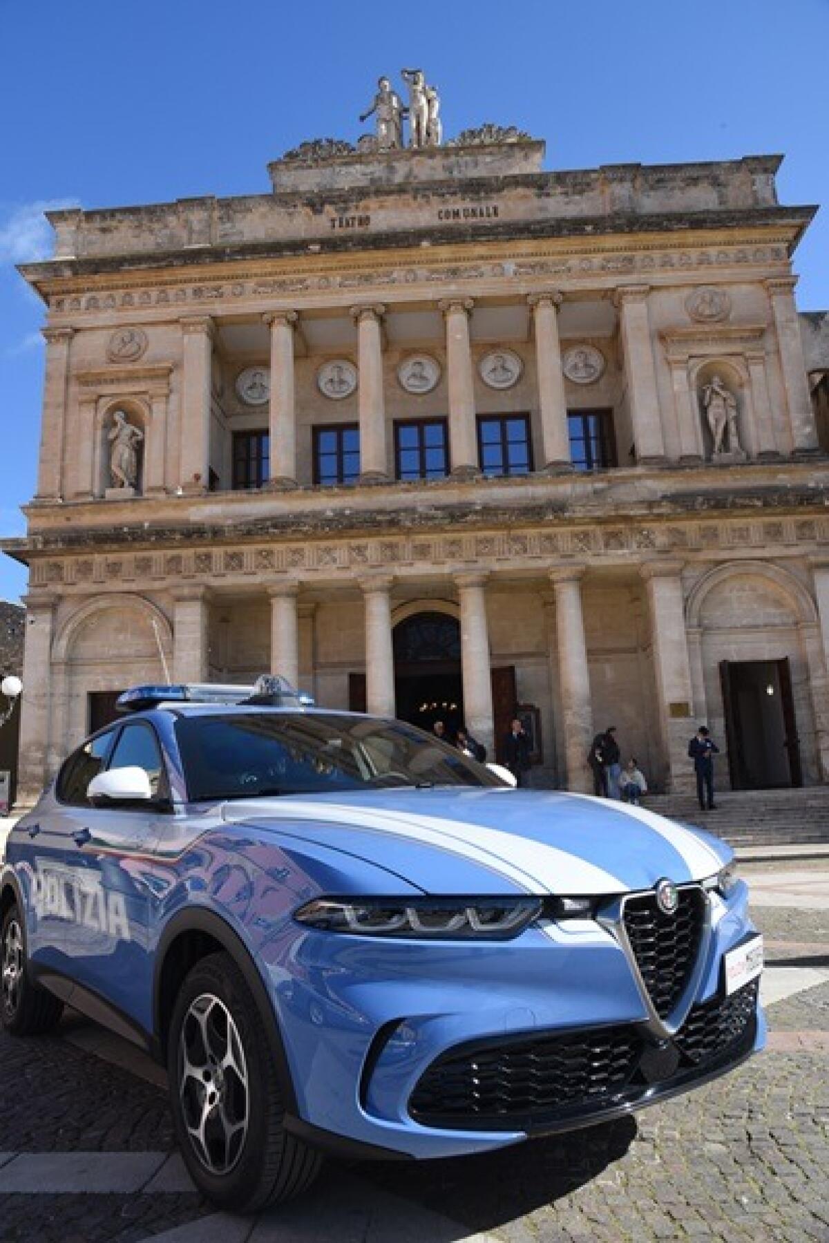 Fuga inaspettata | La Polizia di Ragusa incastra un ladro in libertà! - 