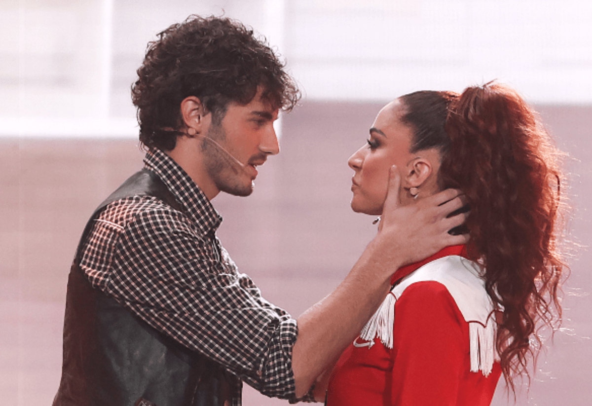 Andrea Delogu e Nikita Perrotti, è nato l'amore? Lei rompe il silenzio - 