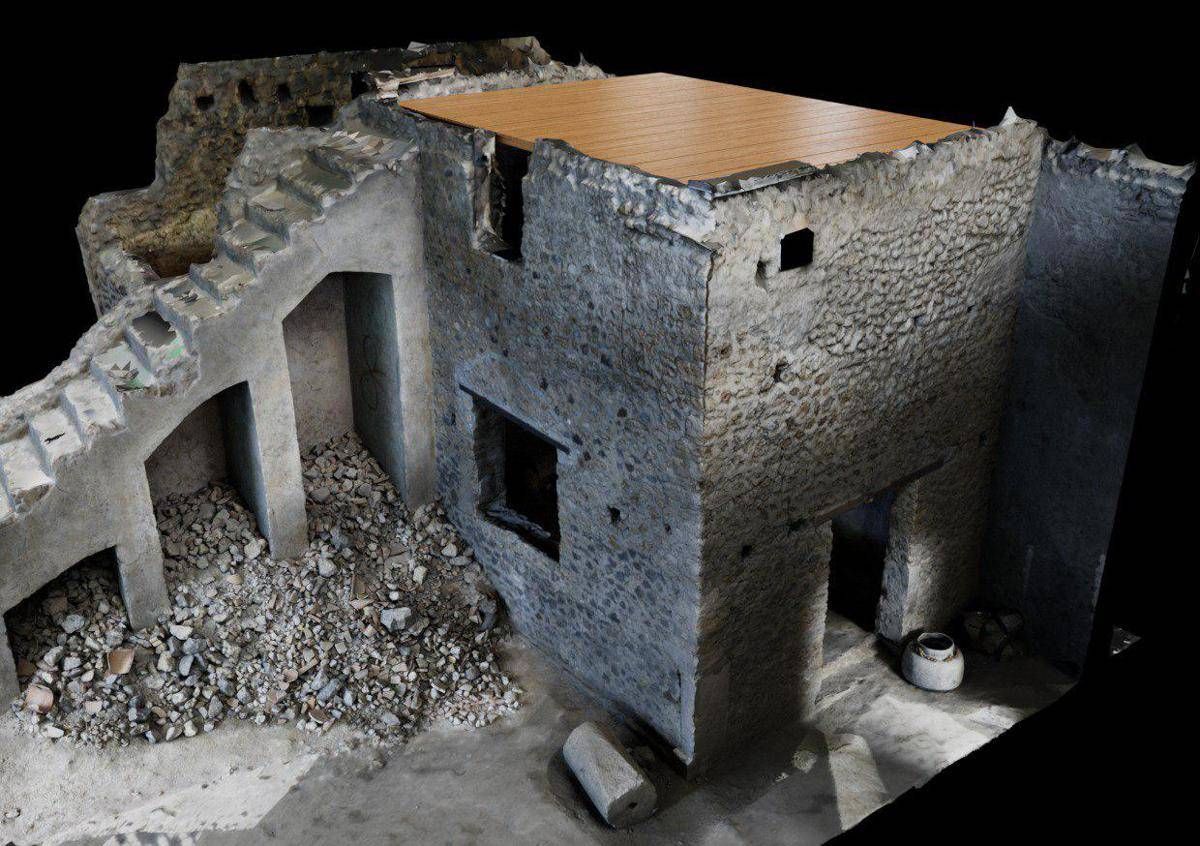 Pompei, scoperta una possibile torre in una domus -