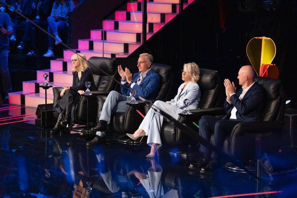 Ascolti tv, Tu si que vales batte Ballando con le stelle - 