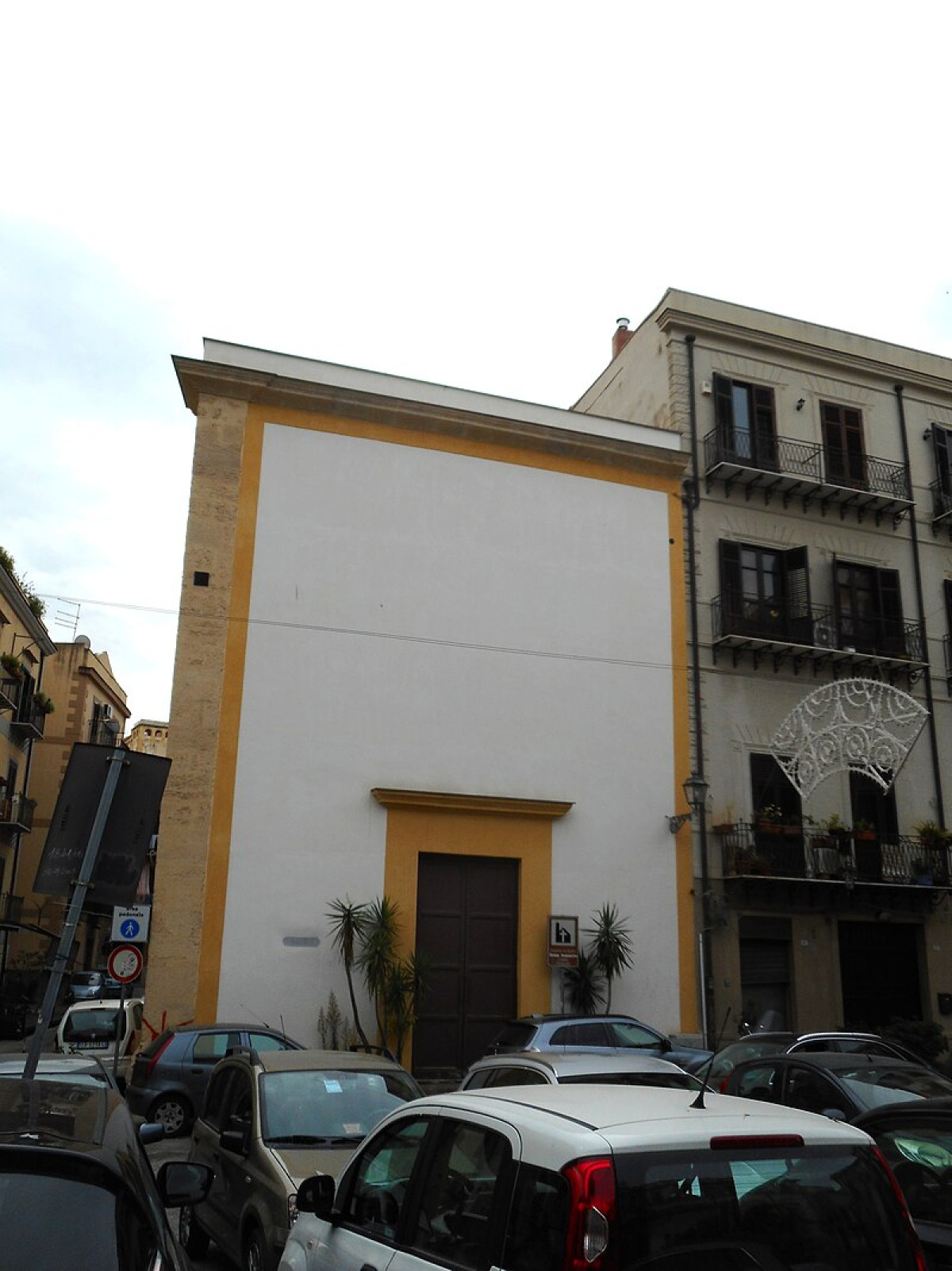 Custode di stucchi preziosi: l'incredibile edificio palermitano che nasconde qualcosa di incredibile - Foto: Stendhal55/Wikipedia