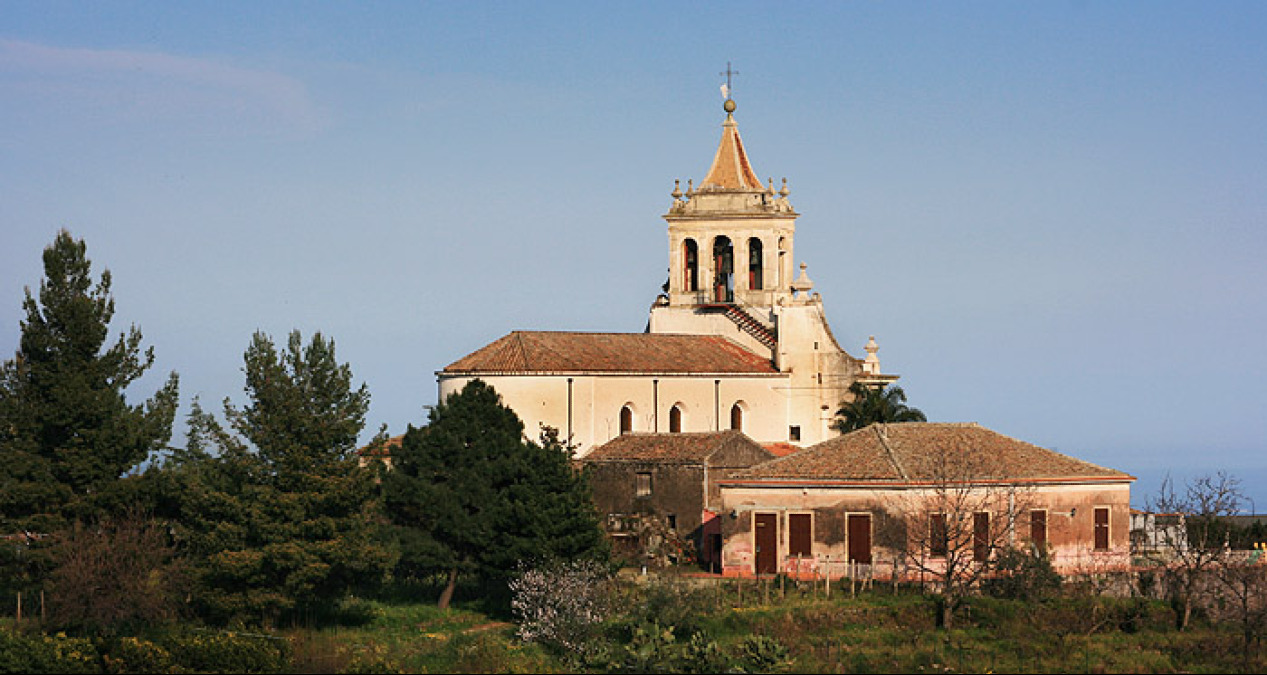 Il piccolo altopiano etneo dove il tempo si è fermato e la lava ha costruito un rifugio - Foto: Alqasar/Wikipedia