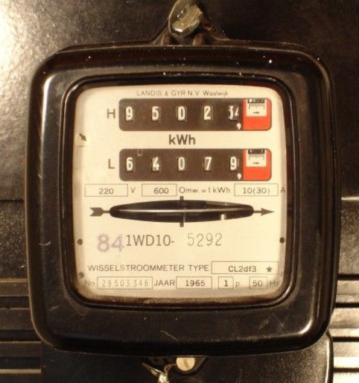 Il vecchio contatore Enel: quando la luce aveva un suono familiare - 