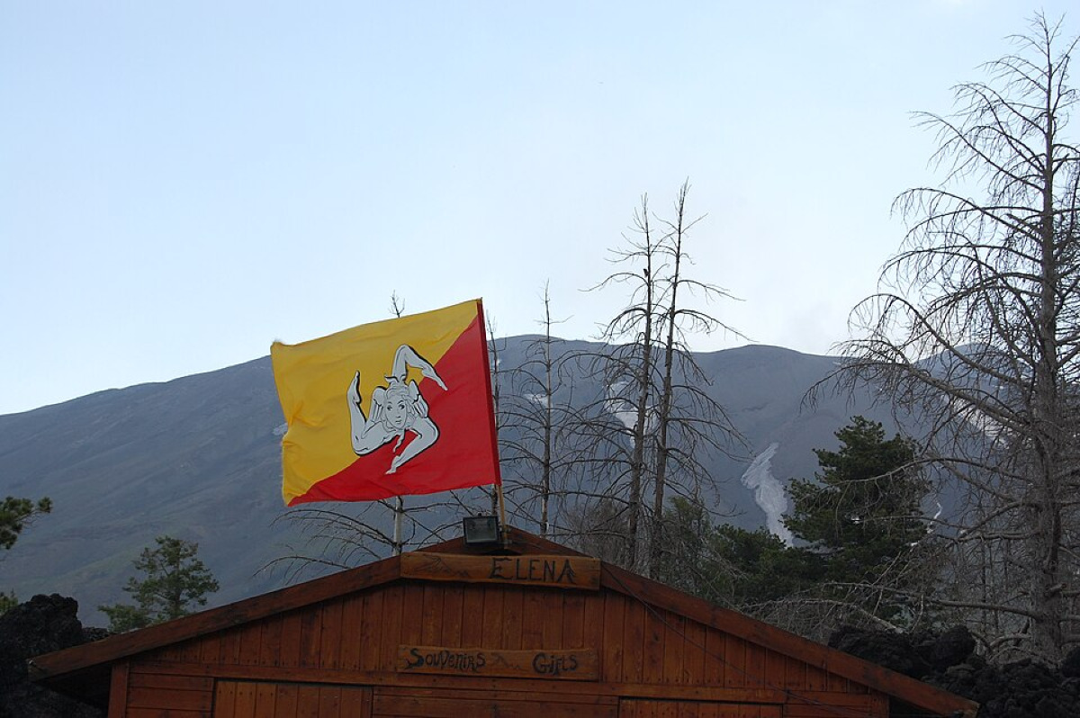 L’altopiano che l’Etna cancellò in una notte: lo visiti ogni inverno - Foto: Dantadd/Wikipedia