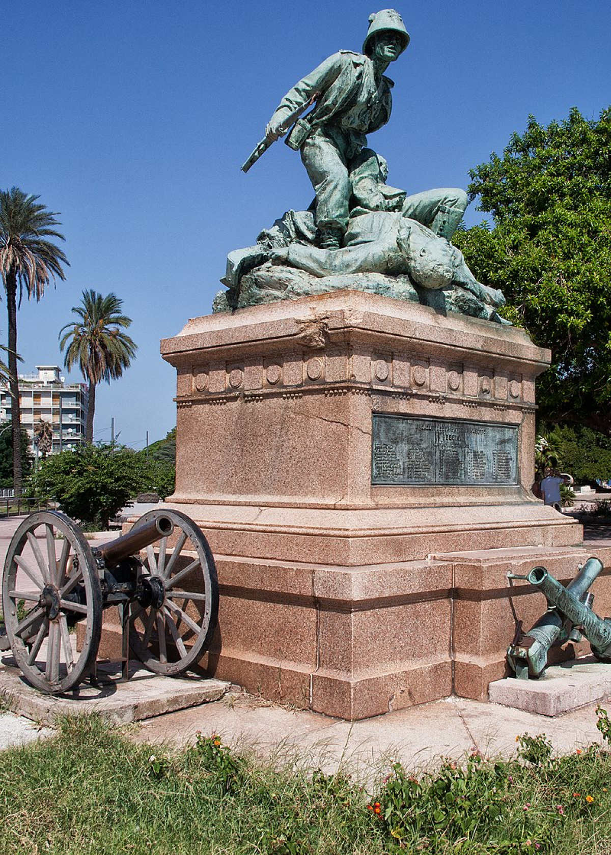 La fortezza dimenticata che proteggeva lo Stretto e nasconde ancora tracce di una guerra - Foto: Aldo fiorenza/Wikipedia