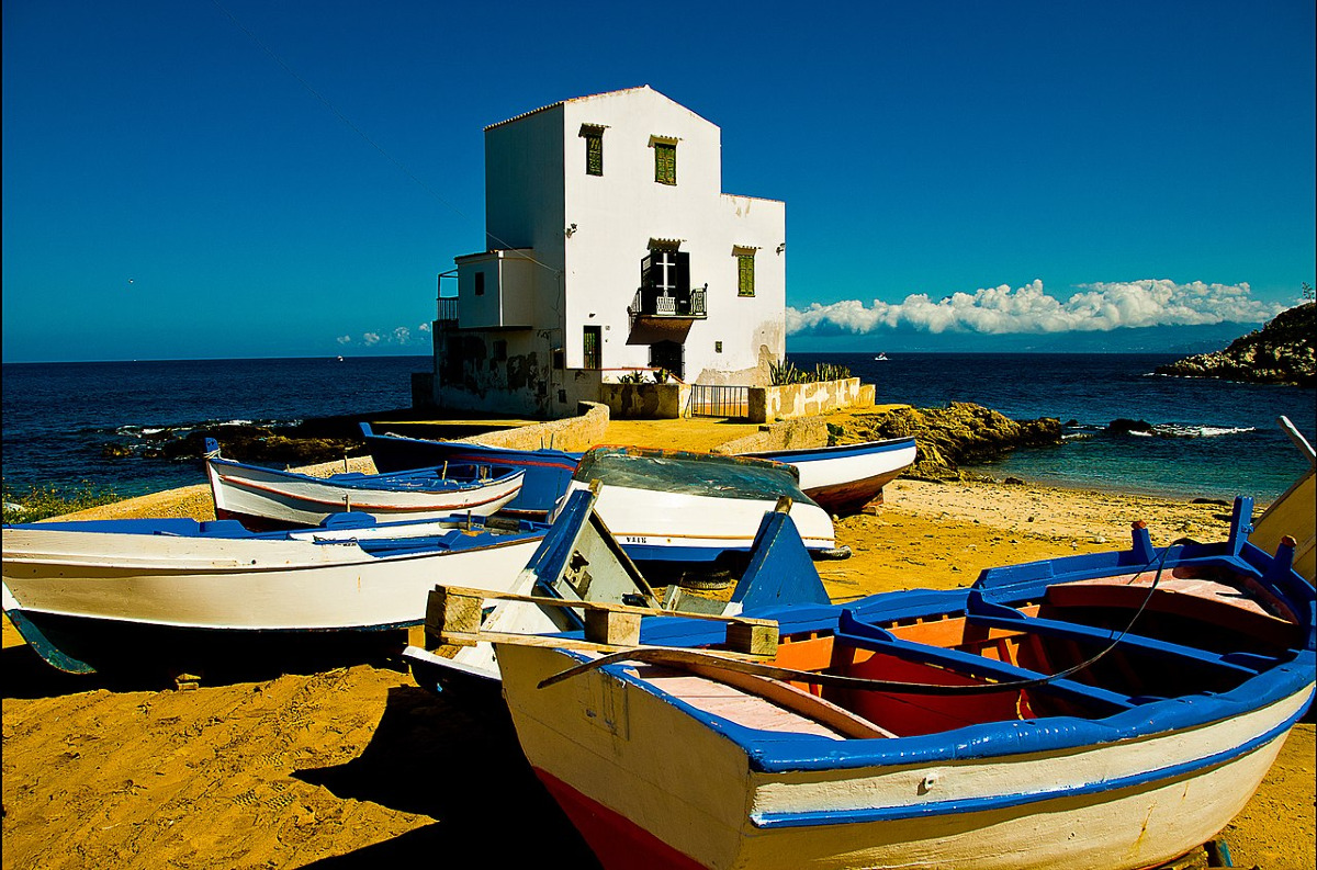Il paese sul mare dove Palermo ha nascosto il suo mistero più antico - Foto: salvatore ciambra/Wikipedia