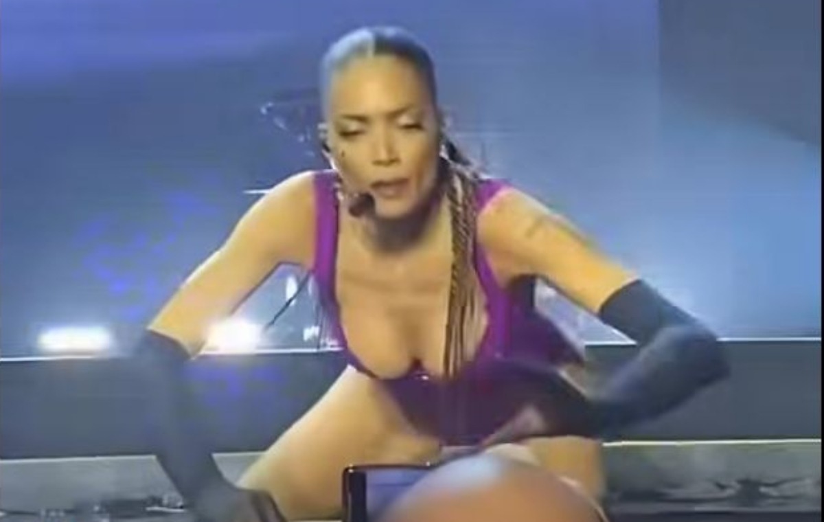 Elodie infuria a Messina: telefono fatto volare e polemica esplosiva in TV - 