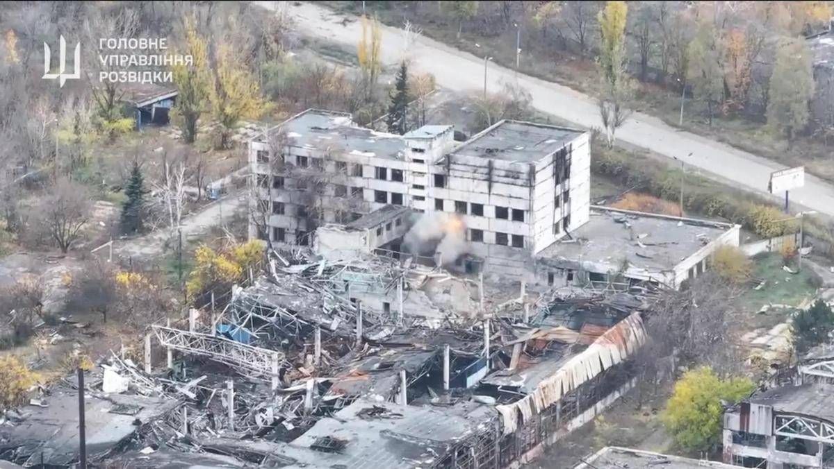 Ucraina, la battaglia di Pokrovsk nella fase finale: "Situazione molto critica" - 