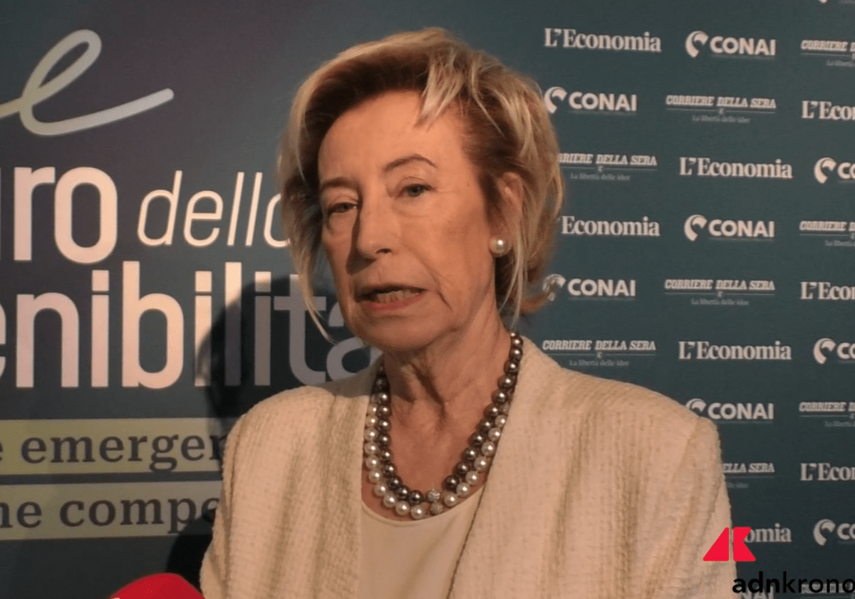 Rifiuti, Moratti: "Modello italiano del riciclo è esempio in Europa" - 