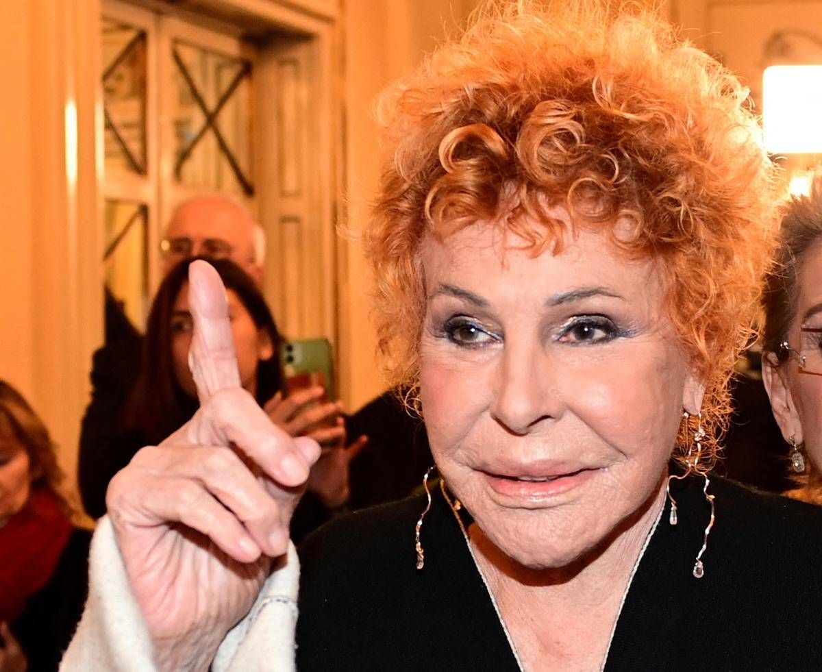 Ornella Vanoni, il sogno nel cassetto: "Un giorno vorrei cantare alla Scala" - 