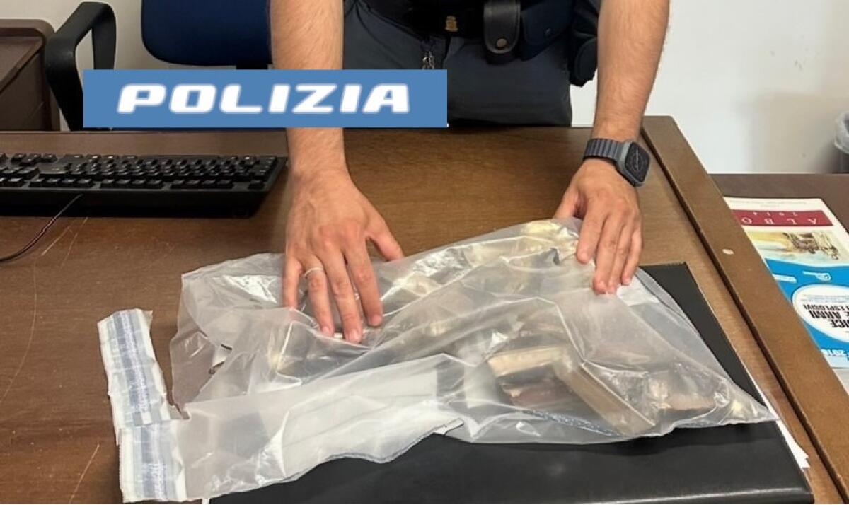 Catania: due donne con borsa piena di preziosi sorprese dalla Polizia | La verità sul misterioso furto che ha dell'incredibile! - 