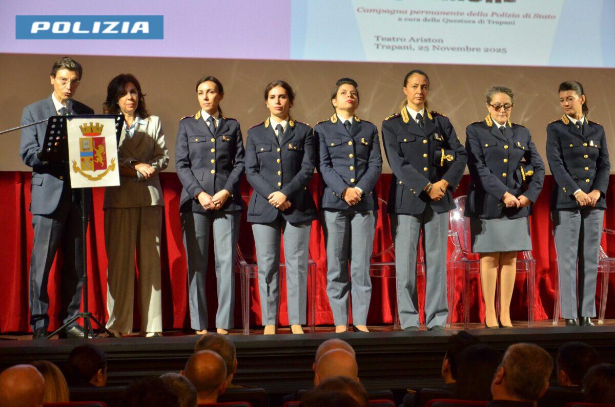 Polizia di Trapani sorprende 500 studenti con un messaggio contro la violenza | Scopri perché la cultura del rispetto è più urgente che mai! - 