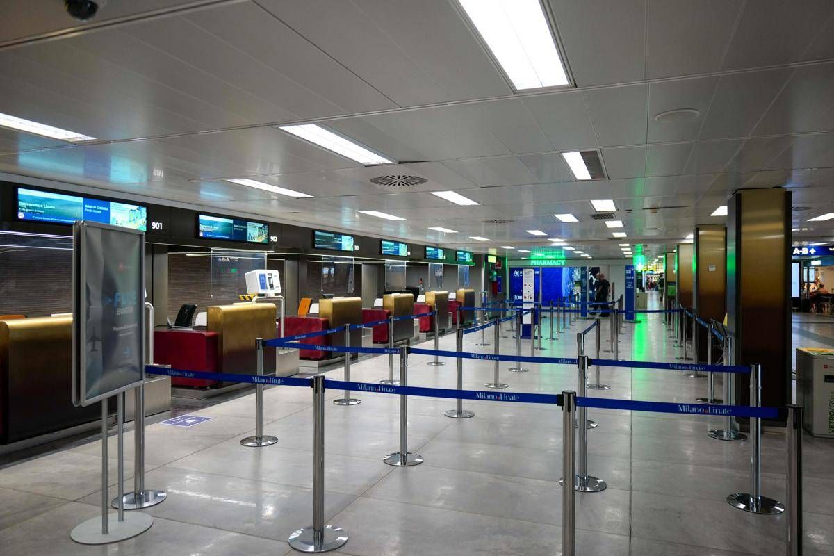 Trasporto aereo, sciopero del 28 novembre: i diritti dei viaggiatori - 