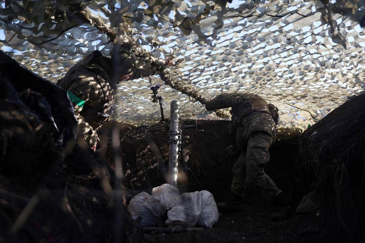 Battaglia a Pokrovsk, Kiev risponde con le forze speciali all'assedio di Mosca -