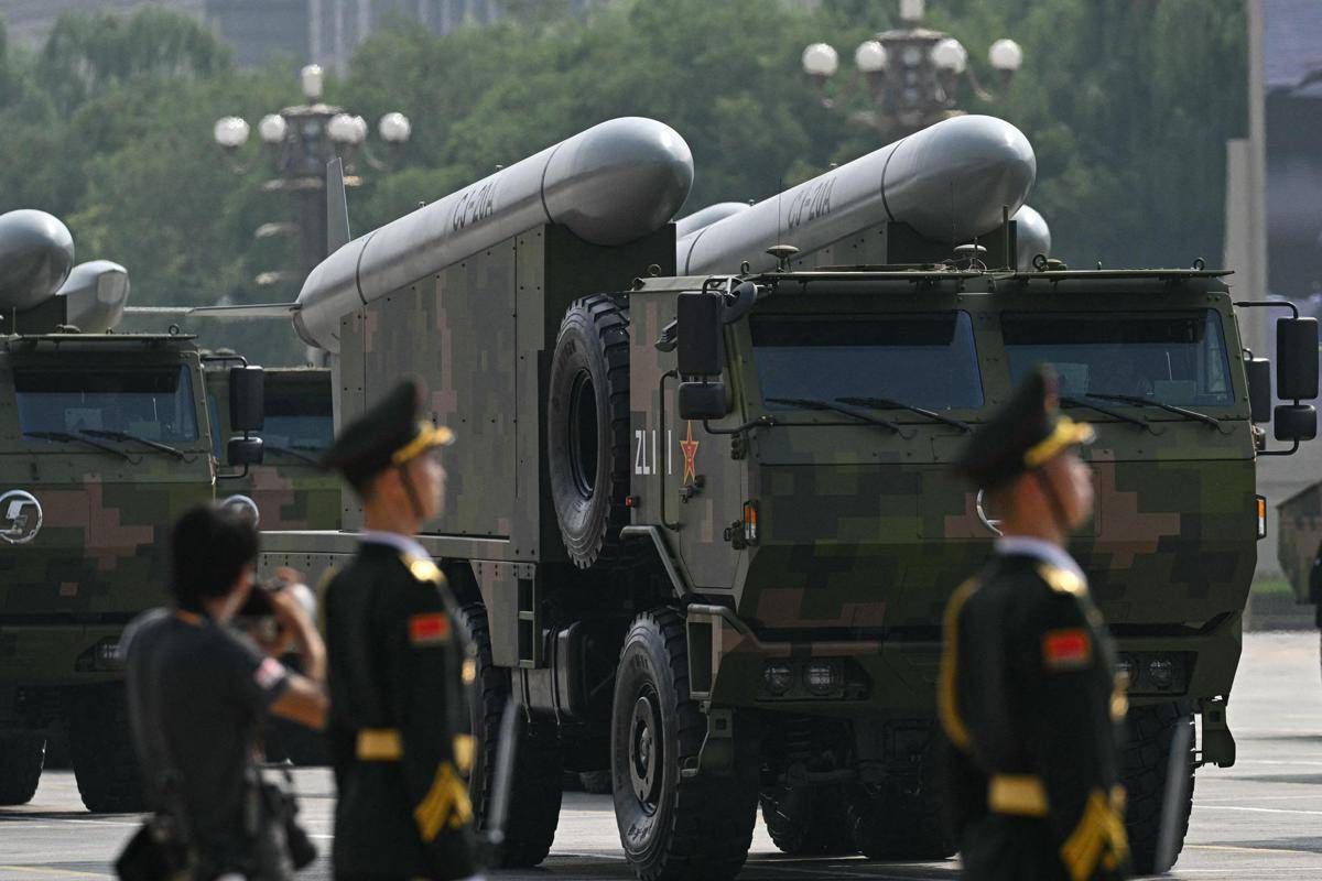 Cina, immagini satellitari rivelano nuova corsa agli armamenti: l'analisi - 