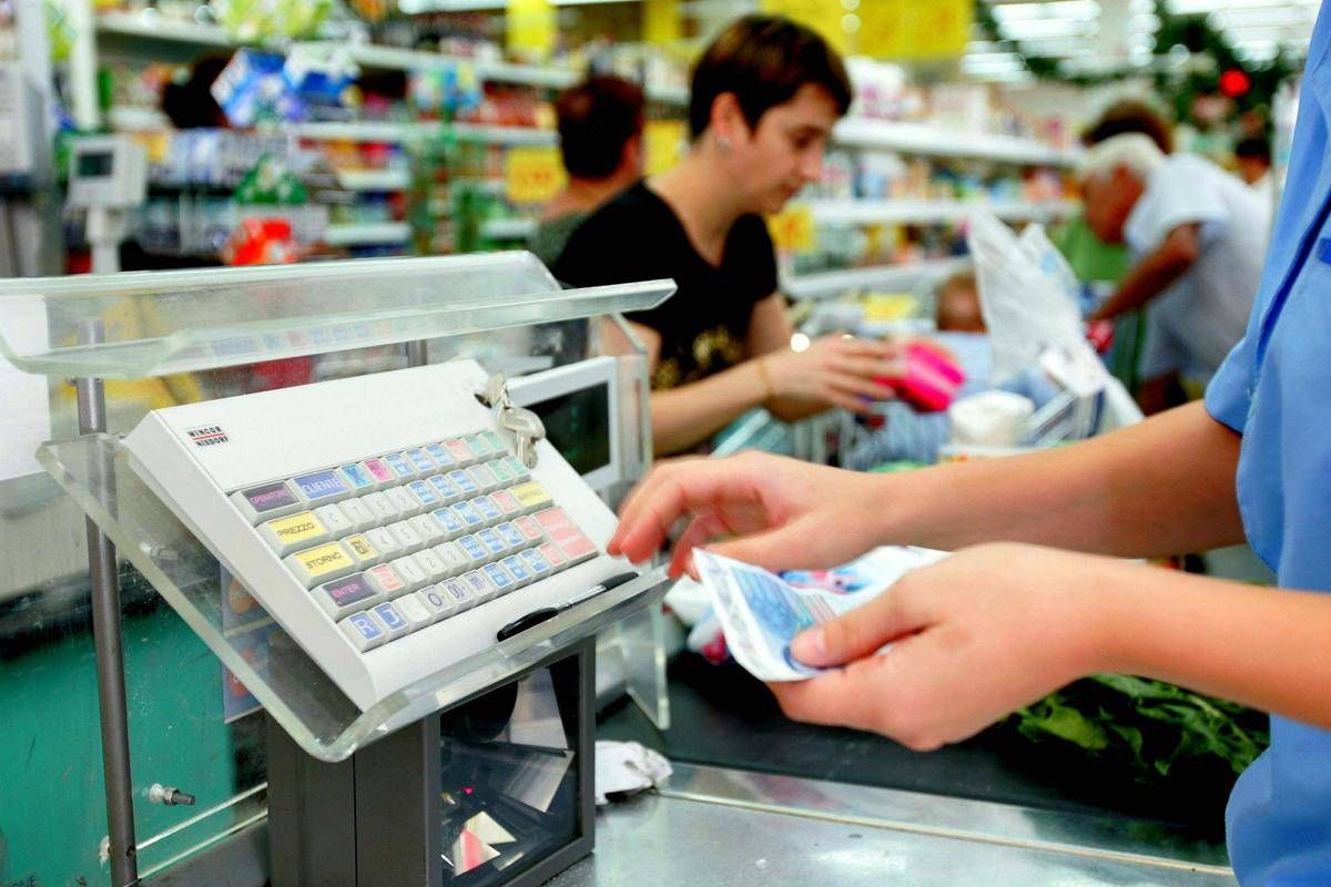 Test del carrello e lavoratori Pam licenziati, domani incontro azienda-sindacati - 