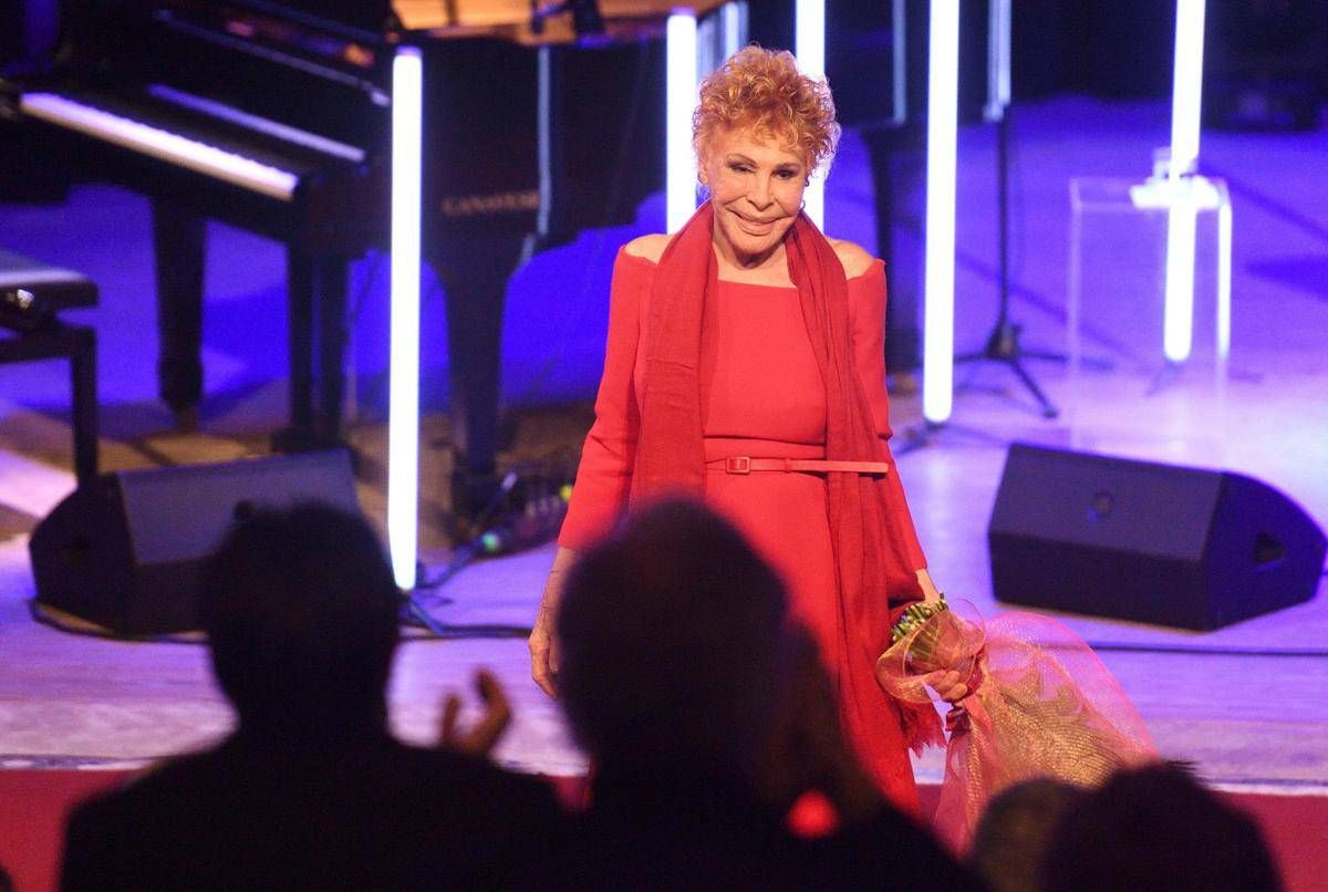 Addio Ornella Vanoni, voce libera e leonessa della musica italiana - 