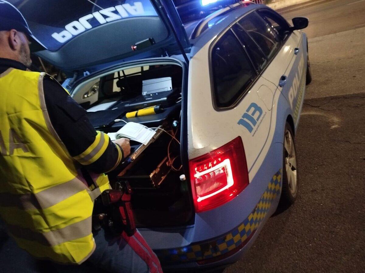 Polizia di Catania salva la vita a uomo in arresto cardiocircolatorio sulla Tangenziale - 