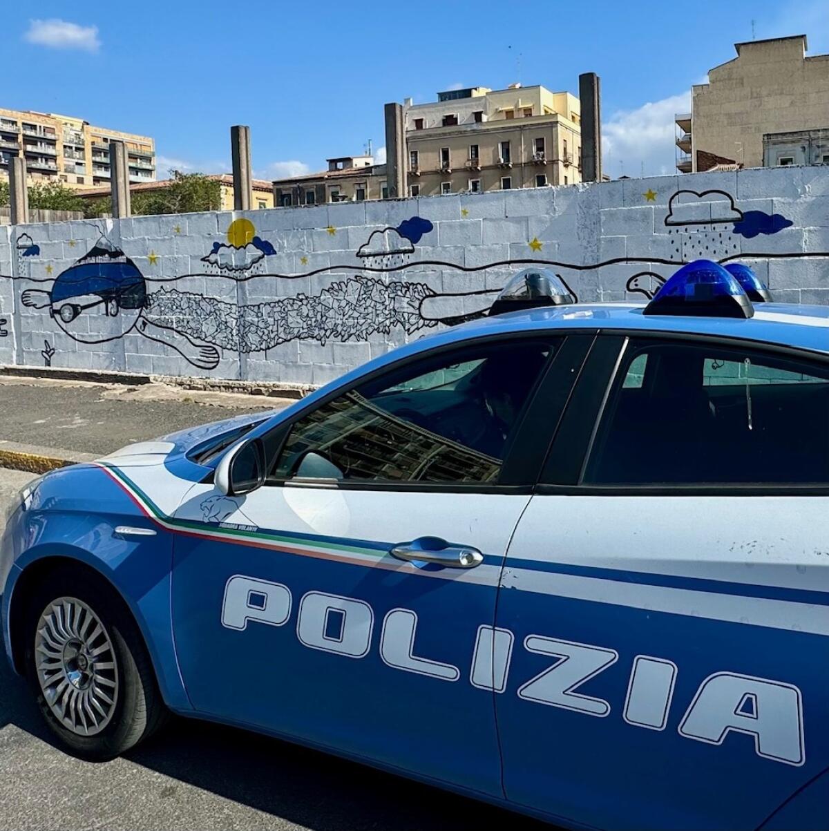 Arrestato in flagranza dalla Polizia a Catania | La verità nascosta sui ladri di quartiere! - 