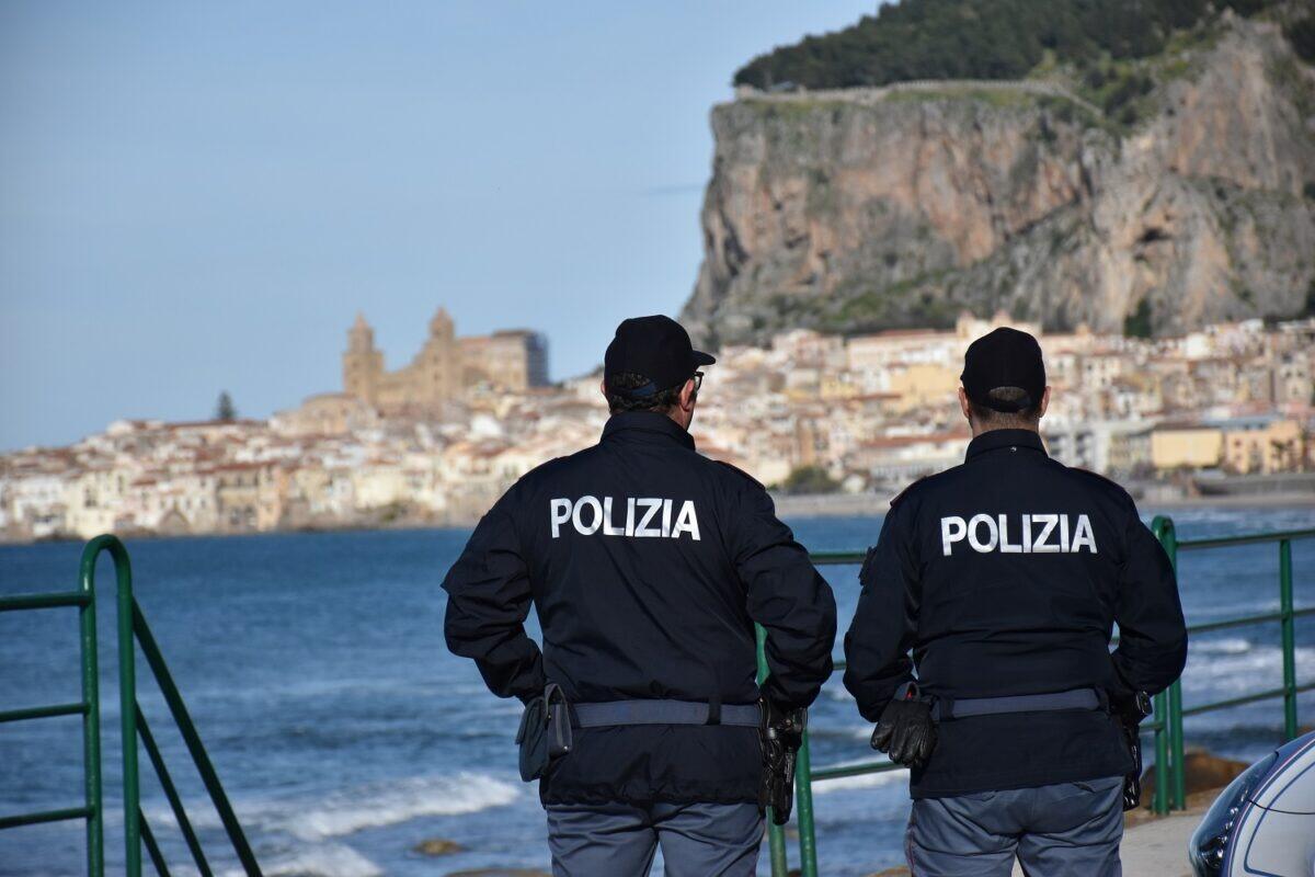 Furti in albergo a Palermo | La Polizia scopre un giro di complici inaspettato! - 