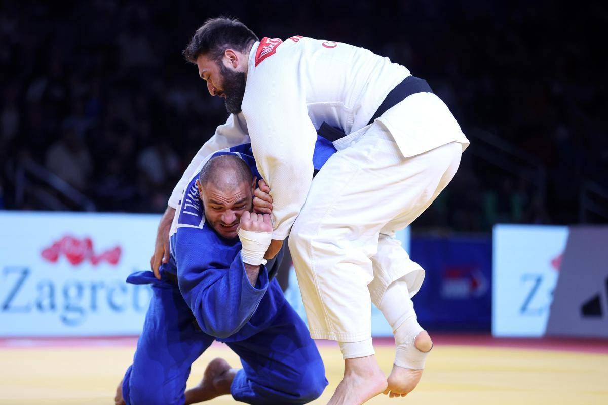 Judo, la Federazione Internazionale riammette i russi con inno e bandiera: è la prima a farlo - 