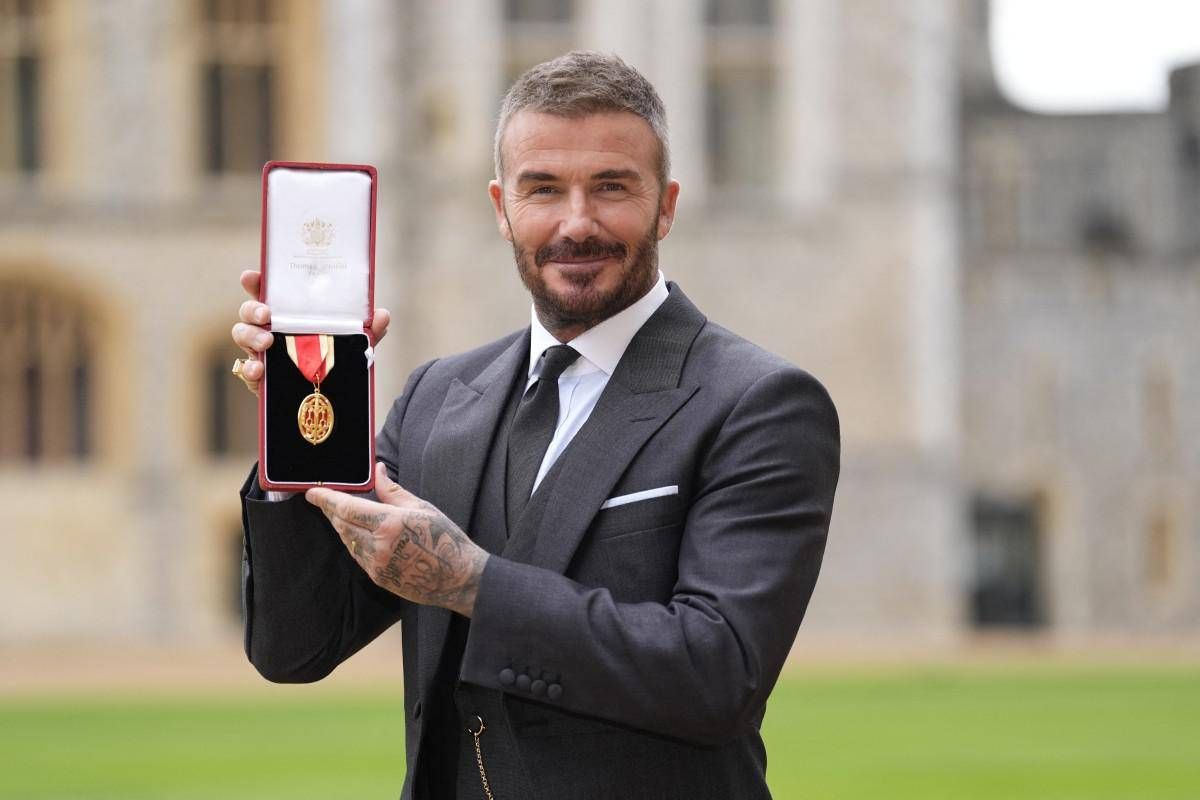 Beckham è 'Sir', re Carlo lo nomina Cavaliere per "i servigi resi allo sport e alla beneficenza" - 
