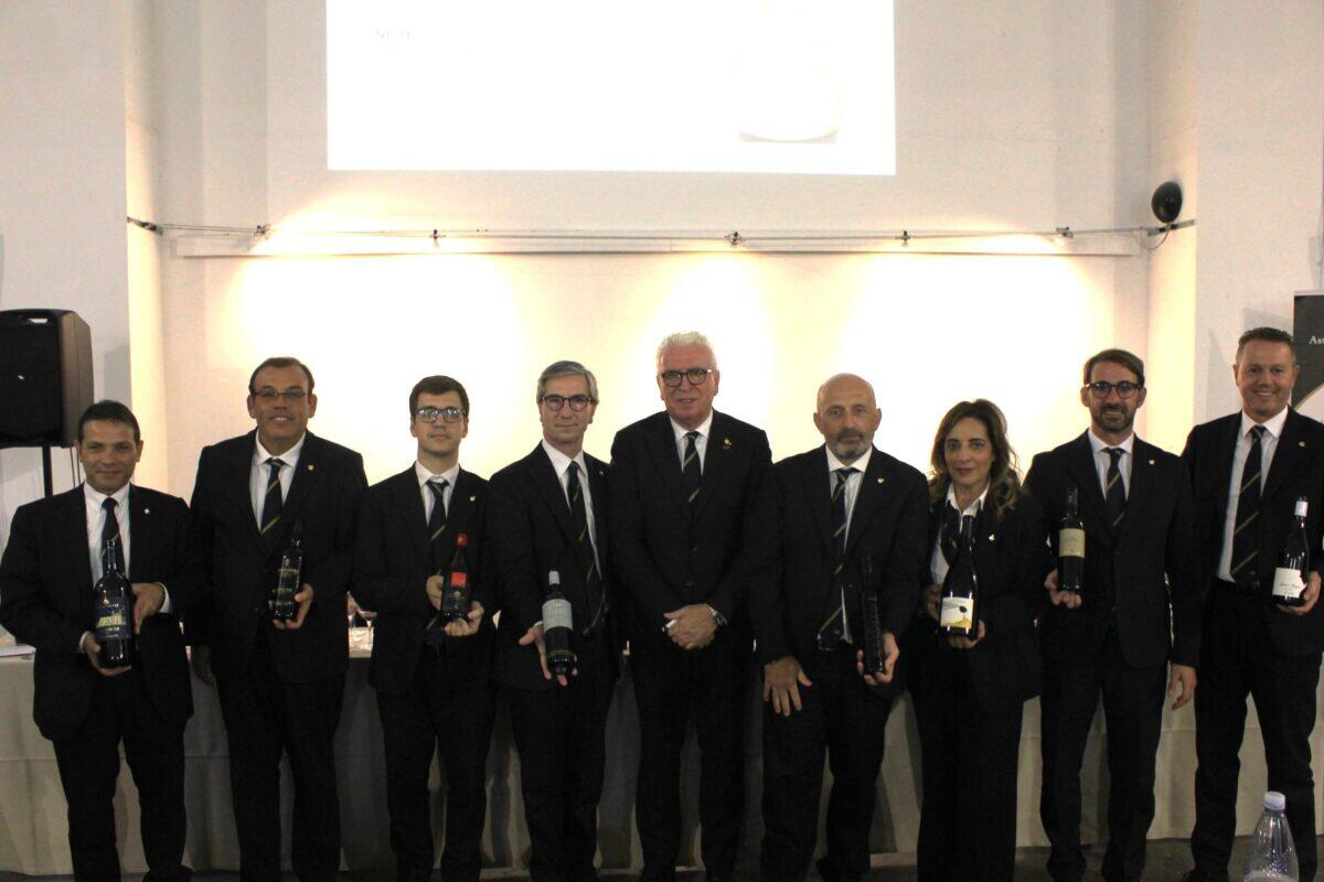 Cefalù festeggia 60 anni di Ais Sicilia con degustazioni storiche | Scopri perché questo evento potrebbe cambiare il futuro dell'enologia! - 