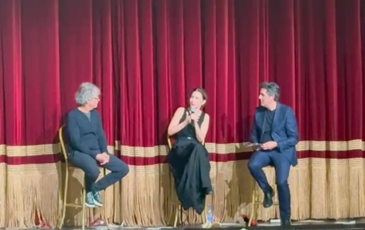 Successo clamoroso al Pirandello | Scopri perché il pubblico è tornato a parlare con gli artisti! - 