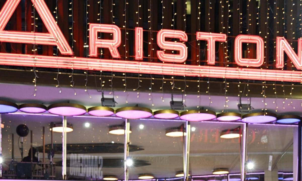 FantaSanremo, sfida aperta: al via il Totofestival, omaggio alle icone Baudo e Vessicchio - 