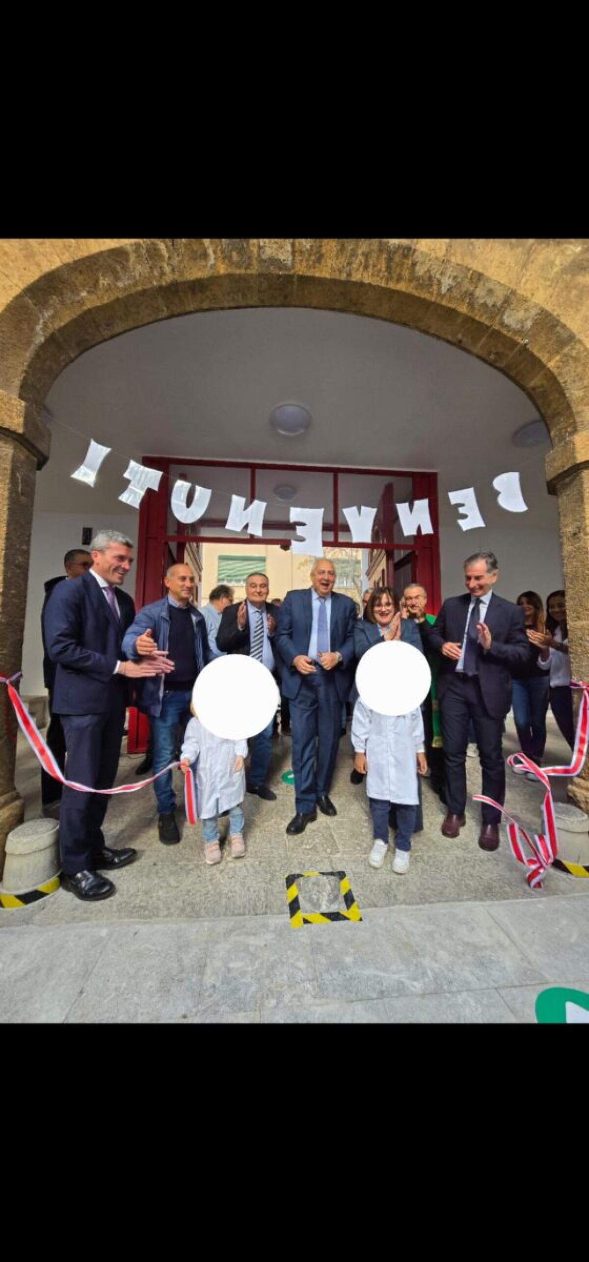 Riapre una scuola chiusa dal 2011 a Palermo | La rivoluzione educativa che pochi si aspettavano! - 