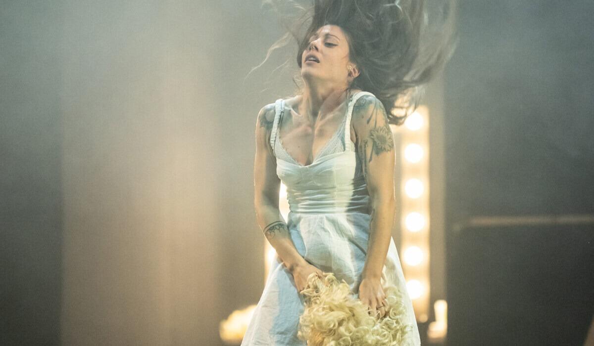 Un viaggio nell'identità | Perché il teatro può rigenerare la nostra speranza? - 