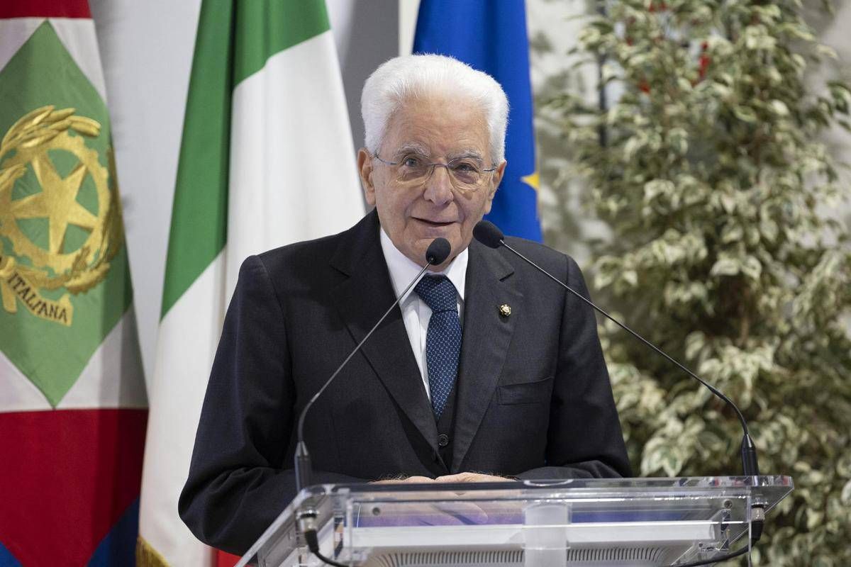 Droga, Mattarella: "Tragedia che richiede impegno corale e costante". Meloni: "Istituzioni unite" - 