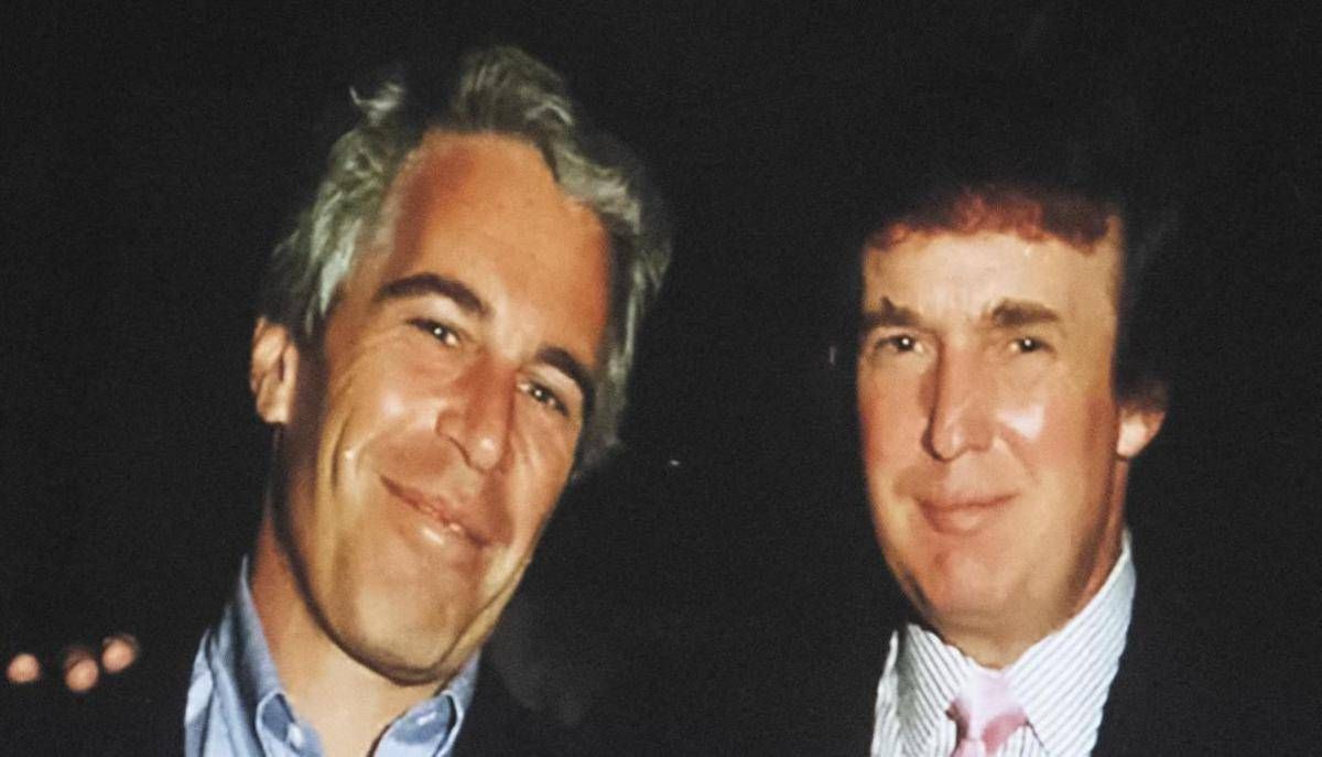 Usa, pubblicate le mail di Epstein: "Trump ha trascorso ore a casa mia" con una delle vittime - 