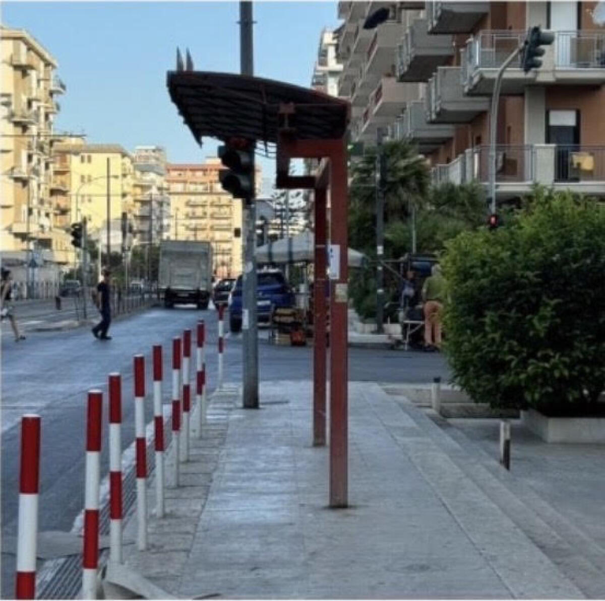 Rimozione delle fermate del tram a Palermo | Un passo verso il decoro urbano o un disastro annunciato? - 