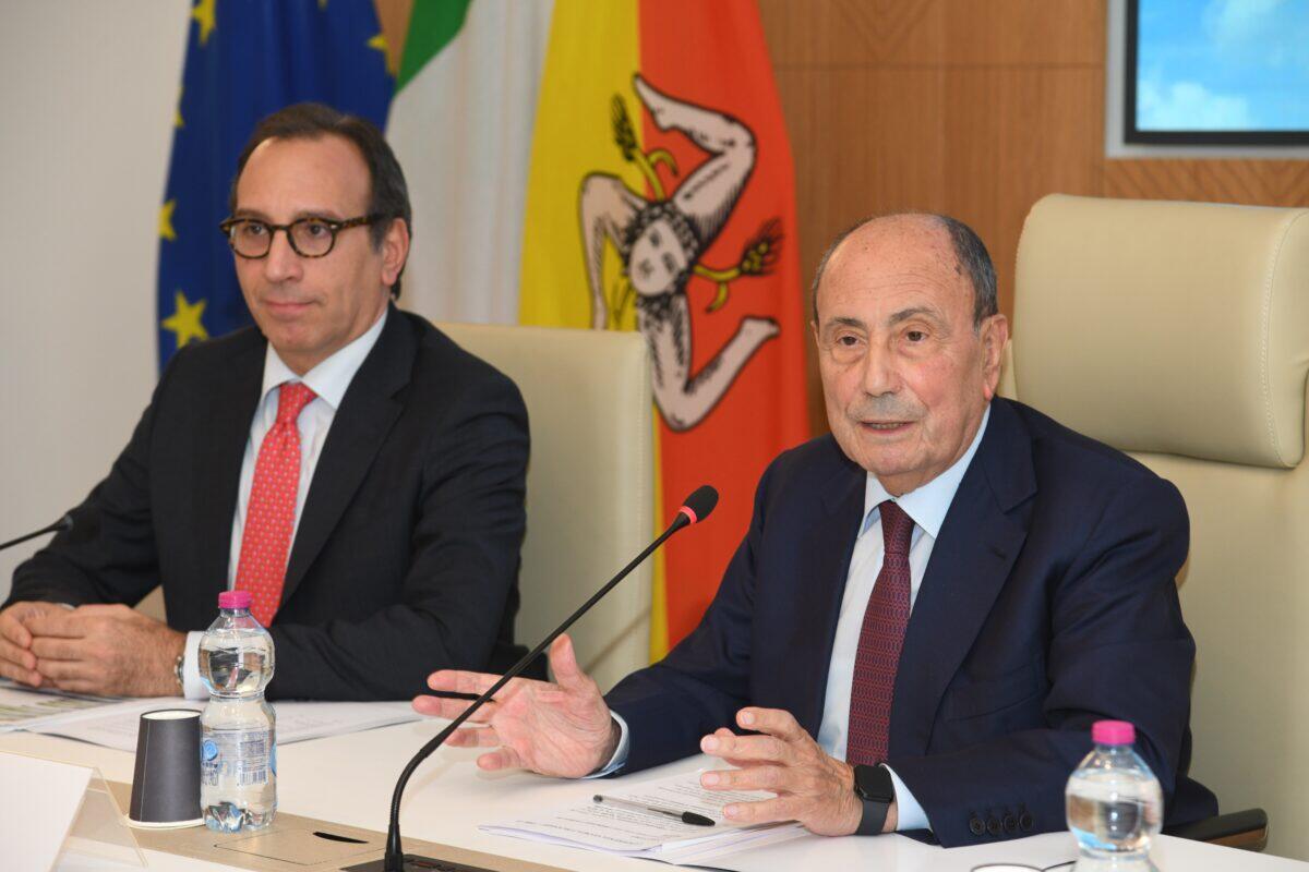 54,9 MILIONI PER RIVOLUZIONARE LA REGIONE SICILIANA | Ma quanto durerà questo 'miracolo'? - 