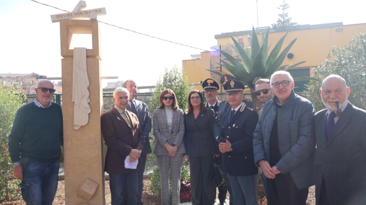 Caltanissetta celebra Don Sturzo con un nuovo monumento | La verità che ti sorprenderà sul suo impatto nella democrazia italiana! - 
