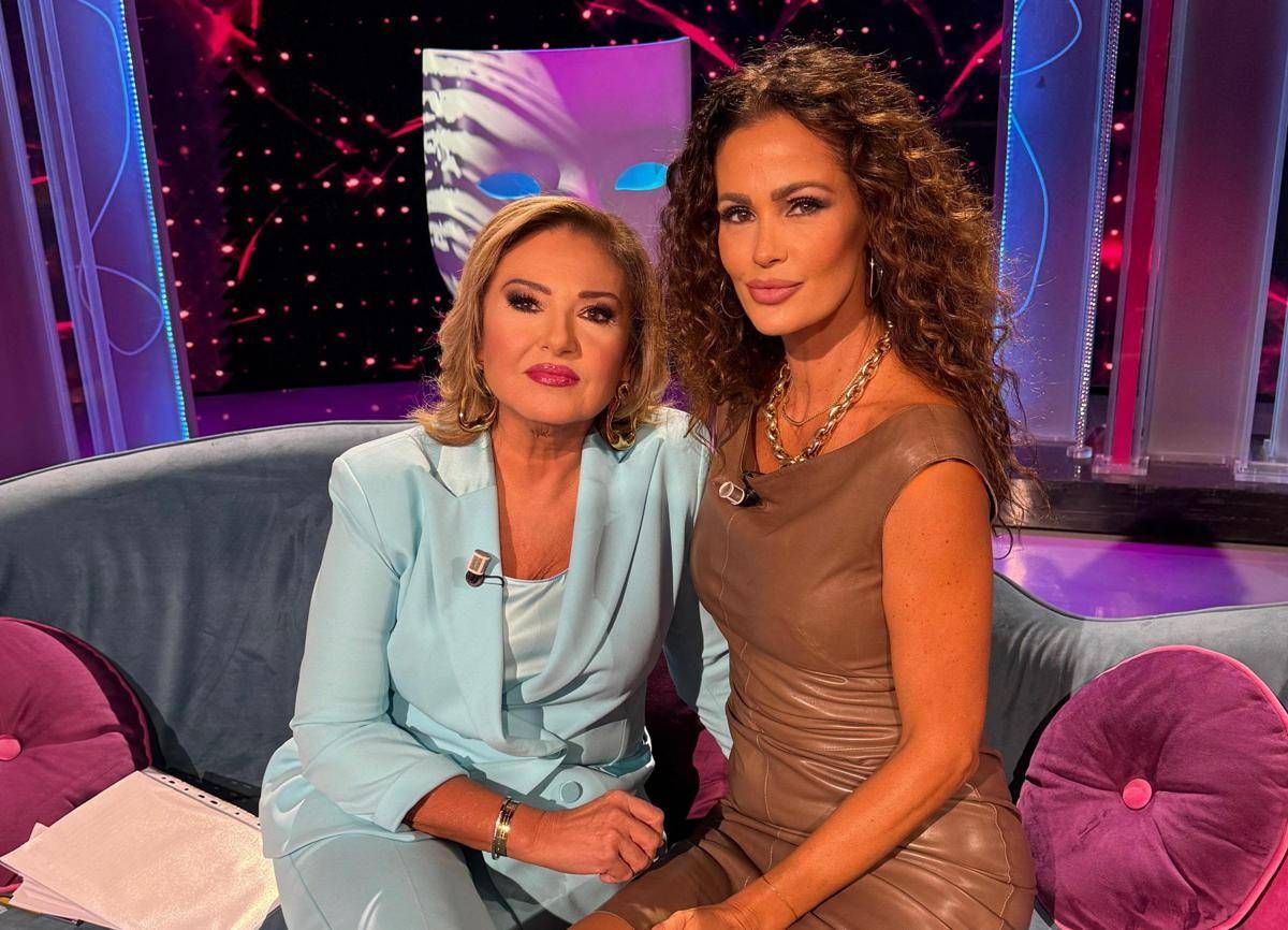 Samantha de Grenet: "Nel 1996 dovevo co-condurre Sanremo , poi scelsero Ferilli" - 