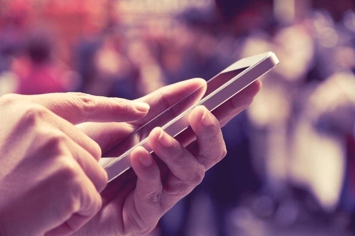 WhatsApp down oggi, problemi 4 novembre. Cosa succede - 