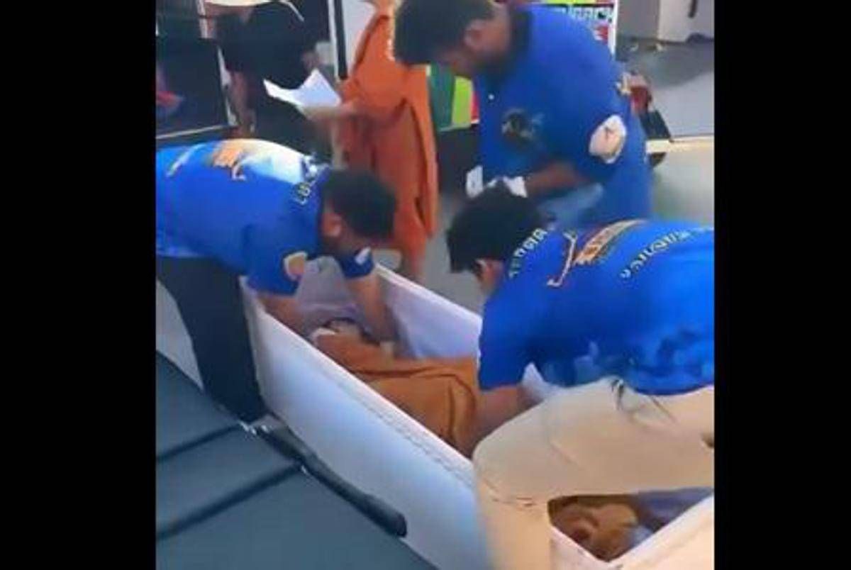 Creduta morta bussa dalla bara: stava per essere cremata - 