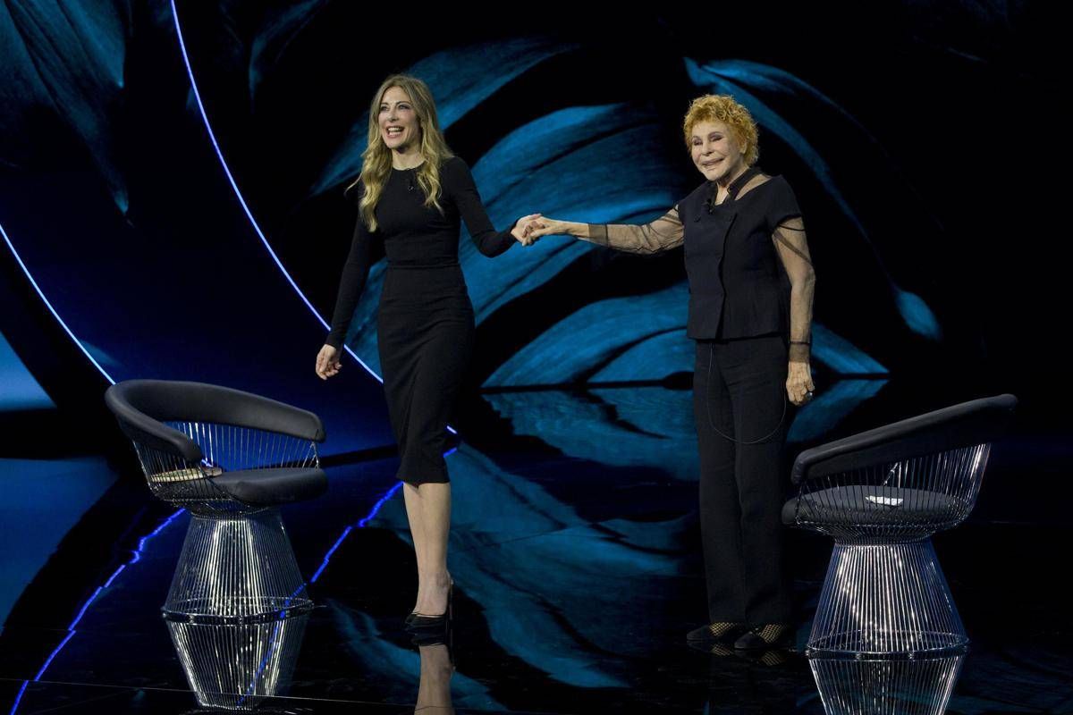 Vanoni, l'intervista 'iconica' a Belve nel 2023: "Le canne? La mia medicina" - 