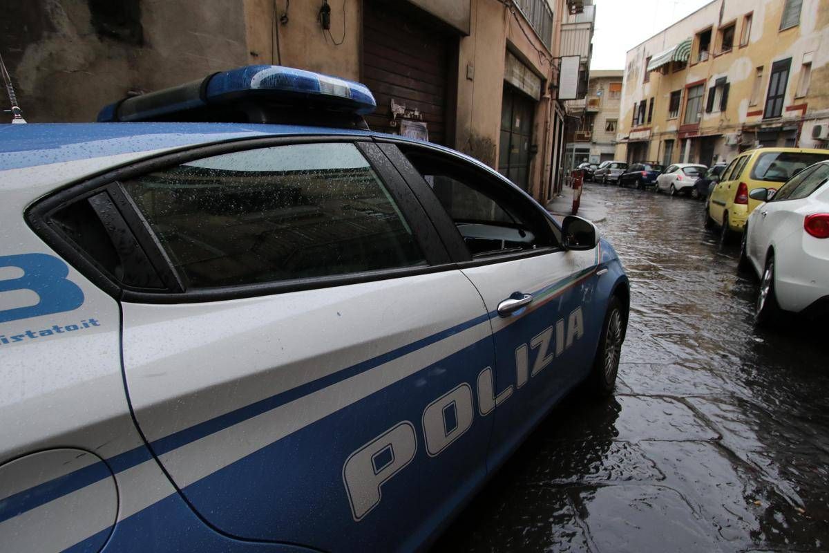 Napoli, sparatoria in pieno giorno: 26enne muore in ospedale - 