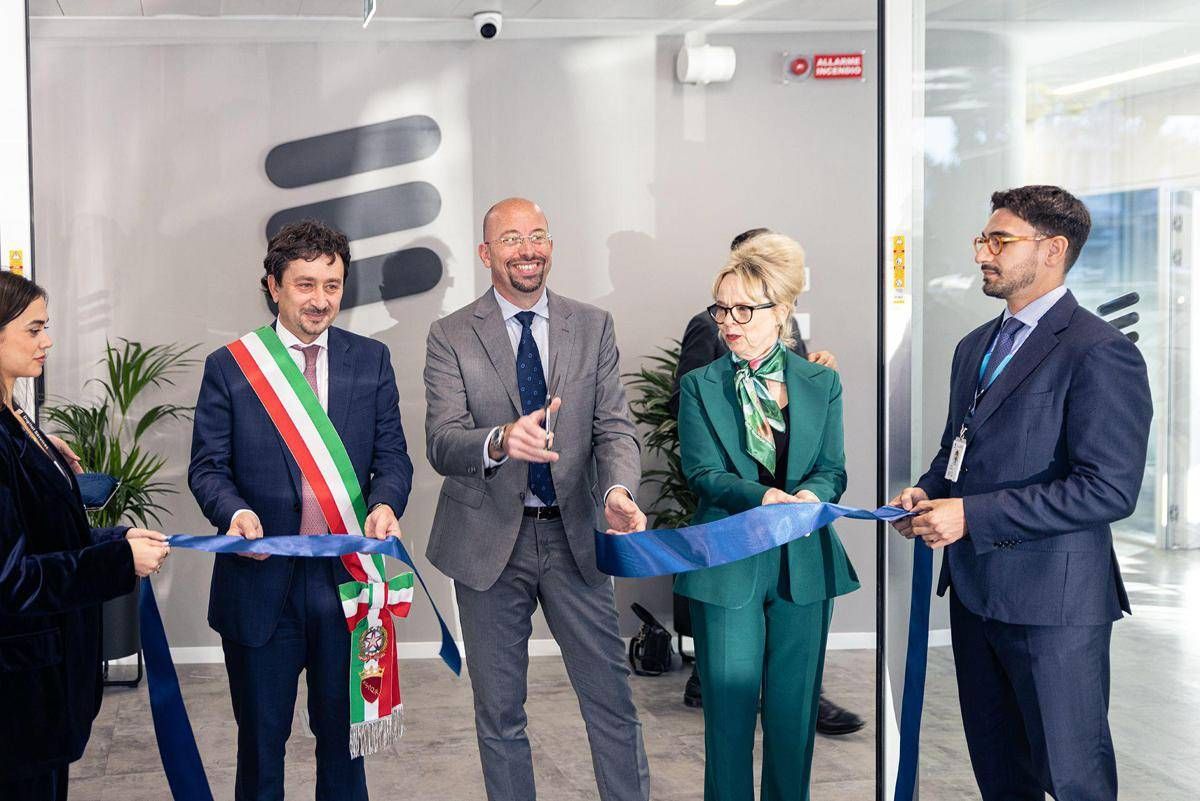 Ericsson apre la nuova sede a Roma: un hub da 900 dipendenti tra sostenibilità e trasformazione digitale - 
