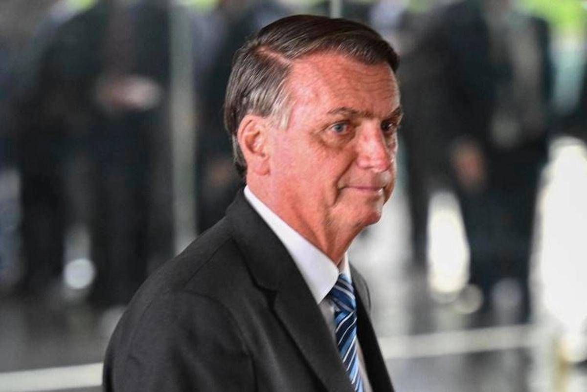 Bolsonaro ha esaurito i ricorsi, definitiva condanna a 27 anni per tentato golpe - 