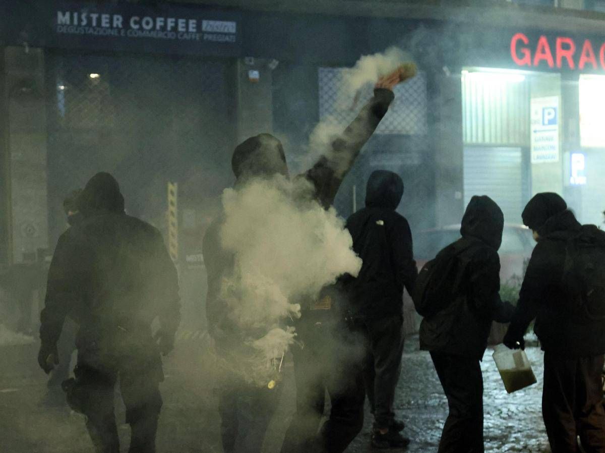 Scontri a Bologna, Lepore: "Centomila euro di danni. Fattura al ministro? Giusto che qualcuno paghi" - 