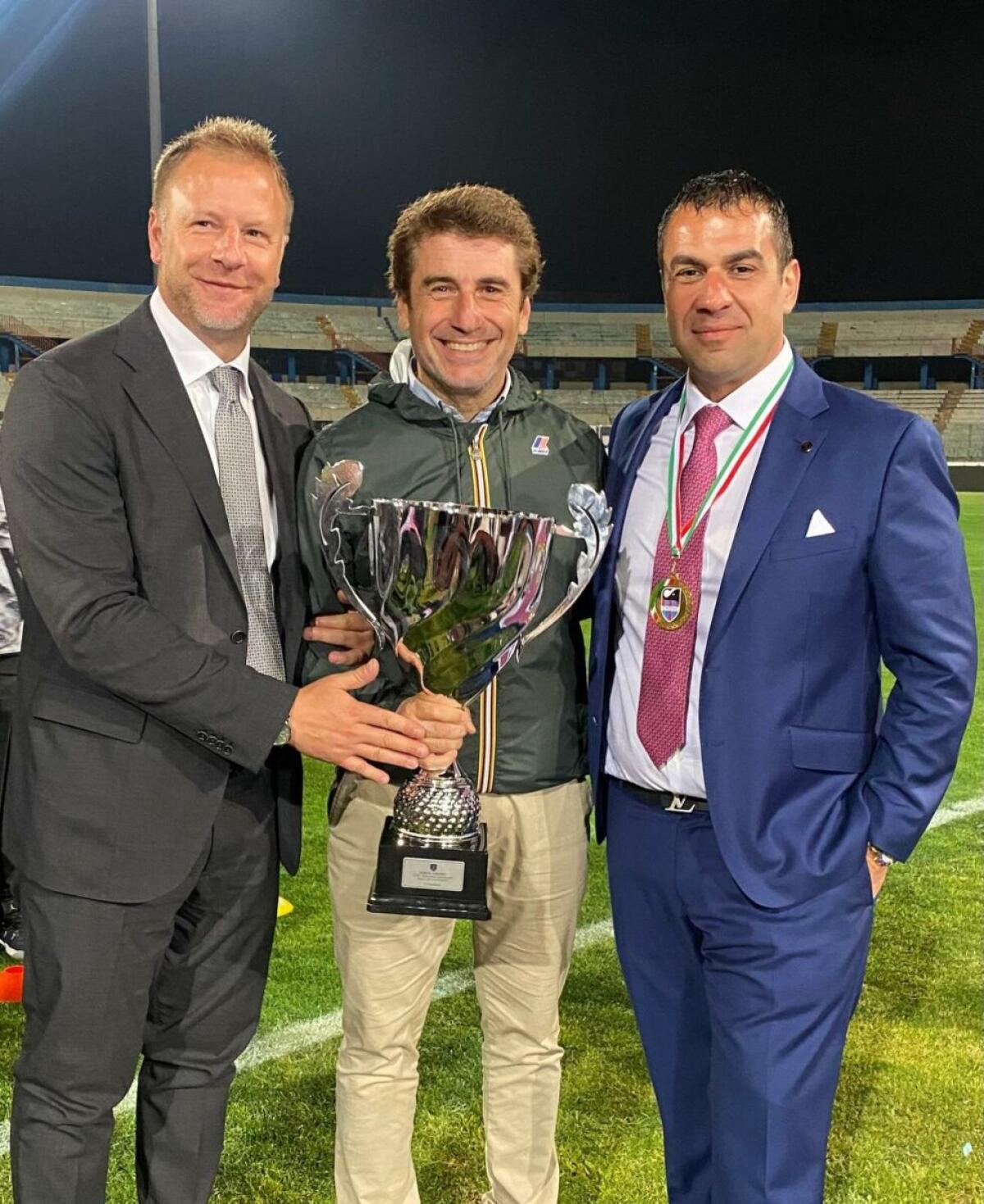 Catania FC ringrazia Sergio Parisi | Scopri come un assessore ha rivoluzionato lo sport in città! - 