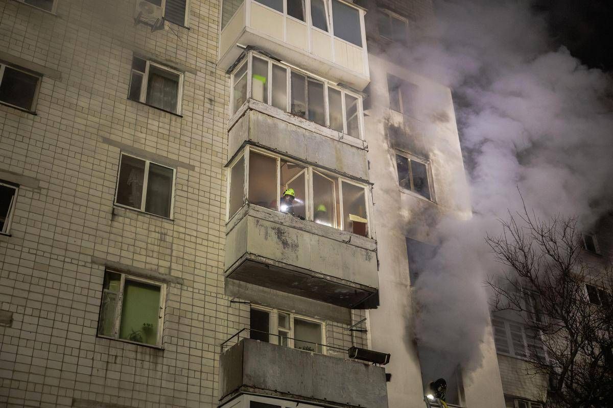 Ucraina, nuovi raid russi. Delegazione Kiev negli Usa per negoziati - 