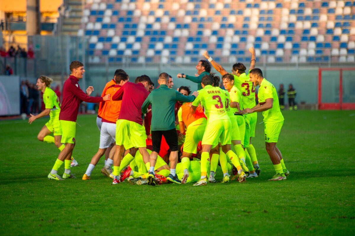 Trapani Calcio conquista il Crotone | Scopri il segreto dietro la vittoria sorprendente! - 