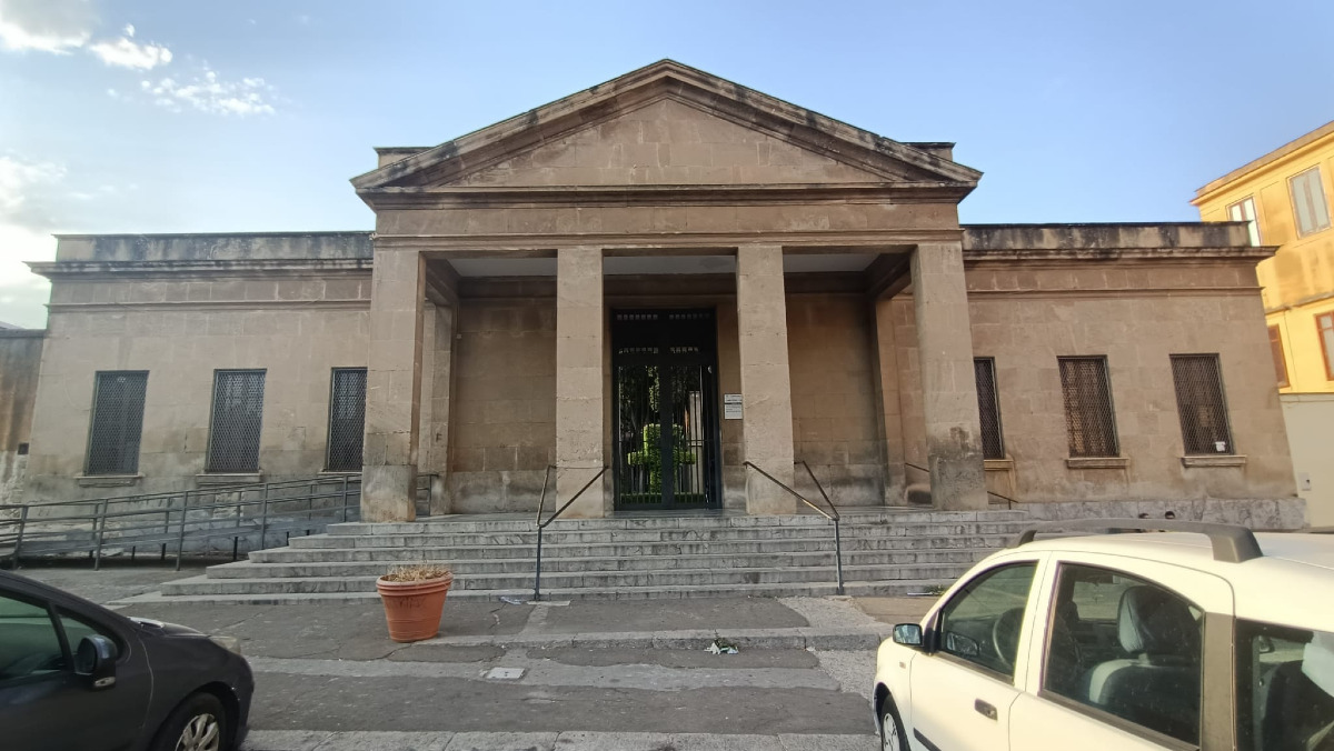 Il cimitero palermitano che ha sfidato il tempo: tra silenzi, misteri reali e una curiosità che nessuno racconta - Foto: Untizioqualunque/Wikipedia