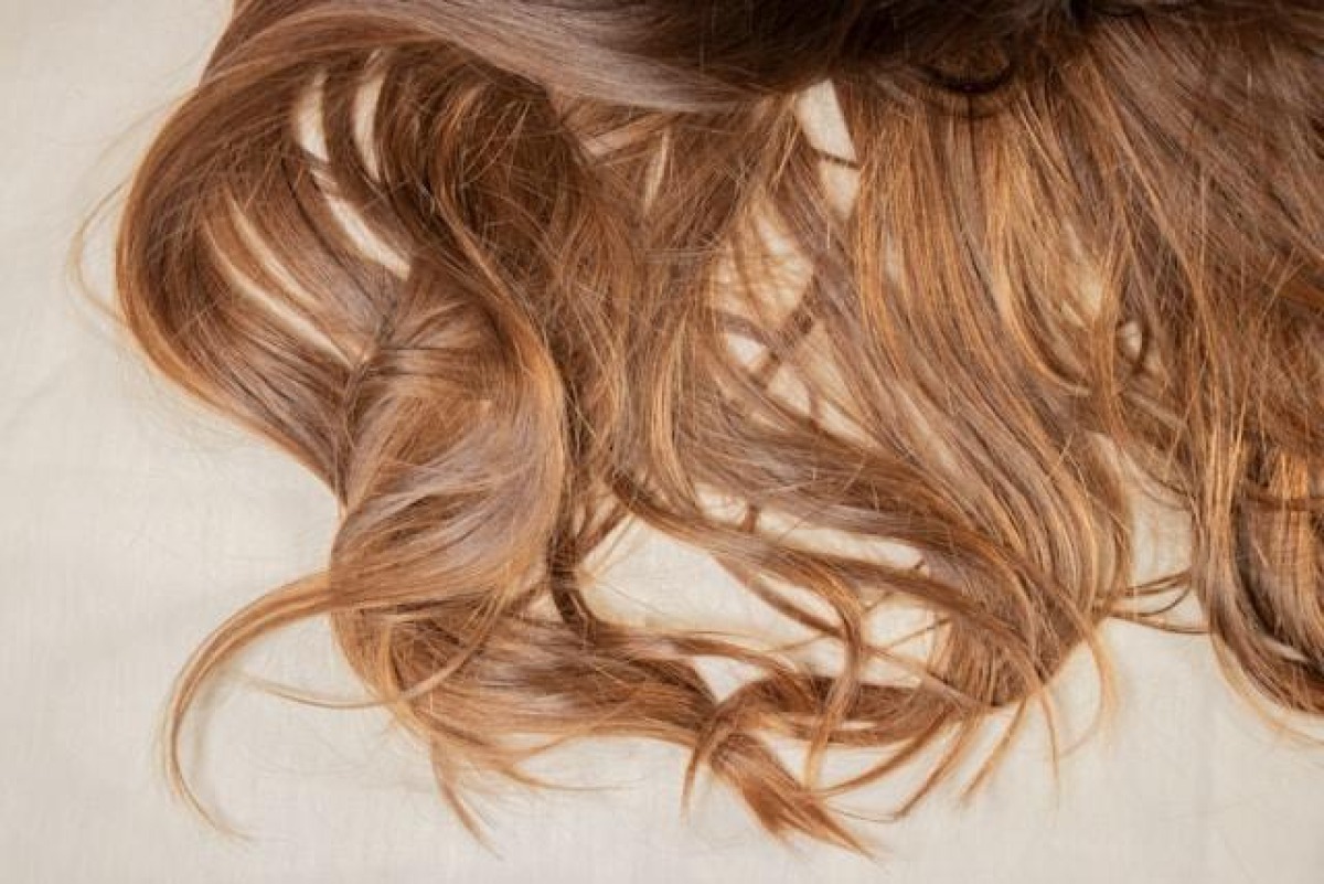 Dal phon alle piastre di ultima generazione: l’evoluzione degli strumenti per lo styling dei capelli - 