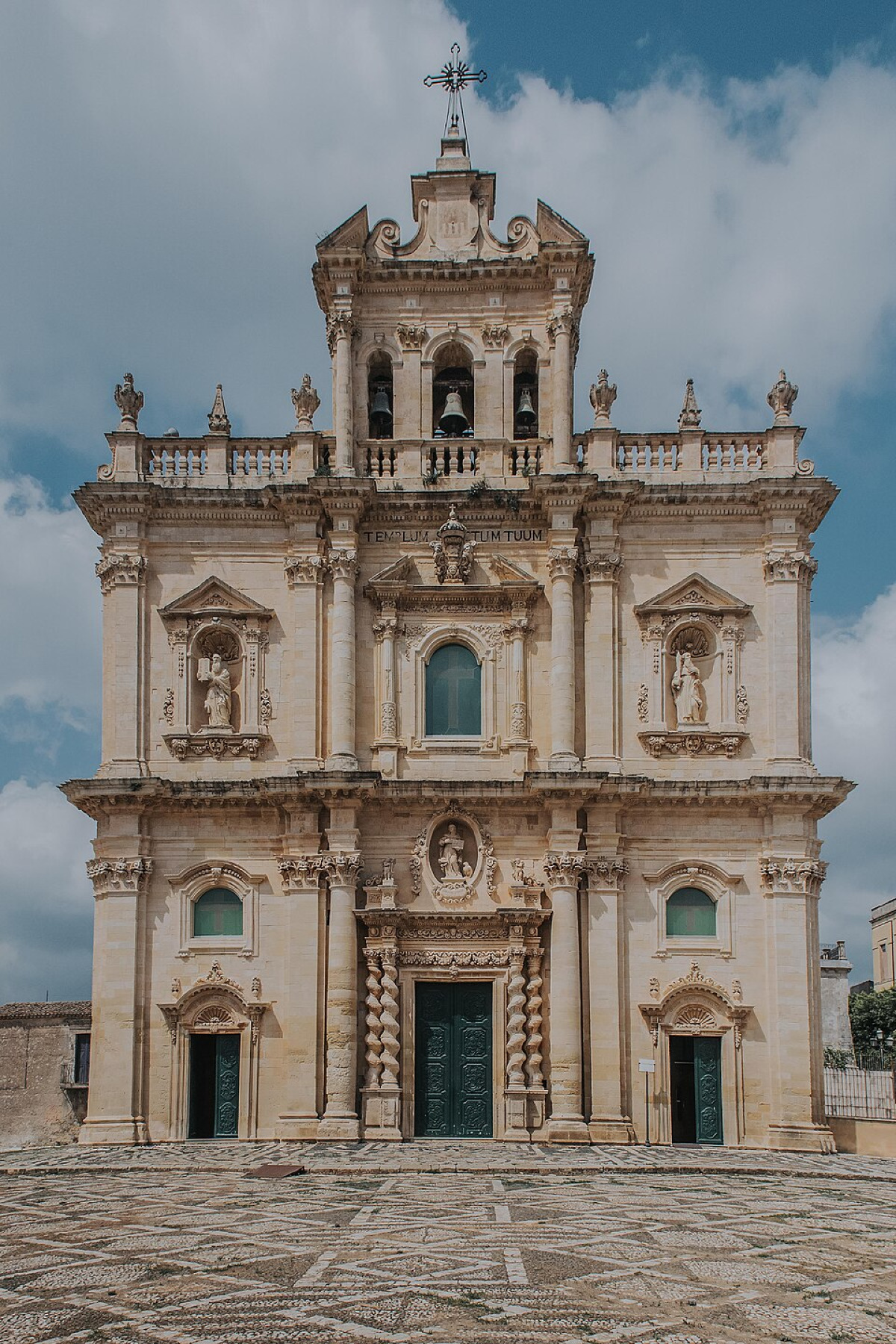 La chiesa che sfidò il terremoto di Sortino: il segno assurdo che cambiò Siracusa - Foto: Paolino.uccello/Wikipedia